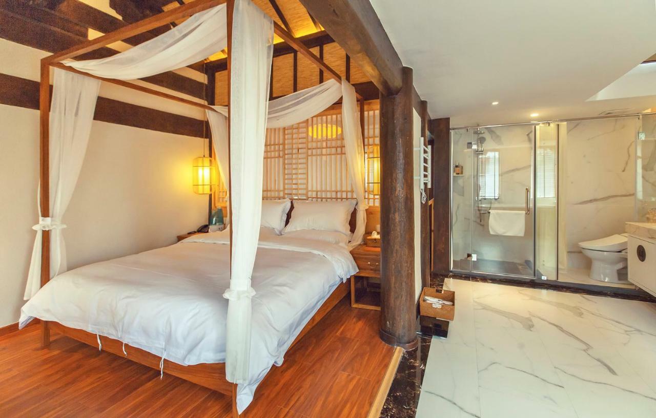 Baisha  Lijiang Qilu Garden Hotel מראה חיצוני תמונה