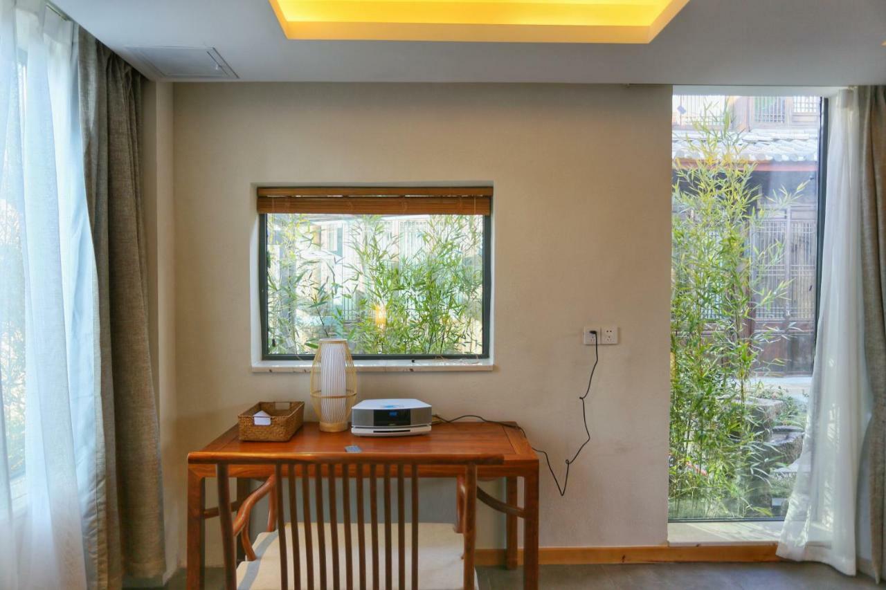 Baisha  Lijiang Qilu Garden Hotel מראה חיצוני תמונה