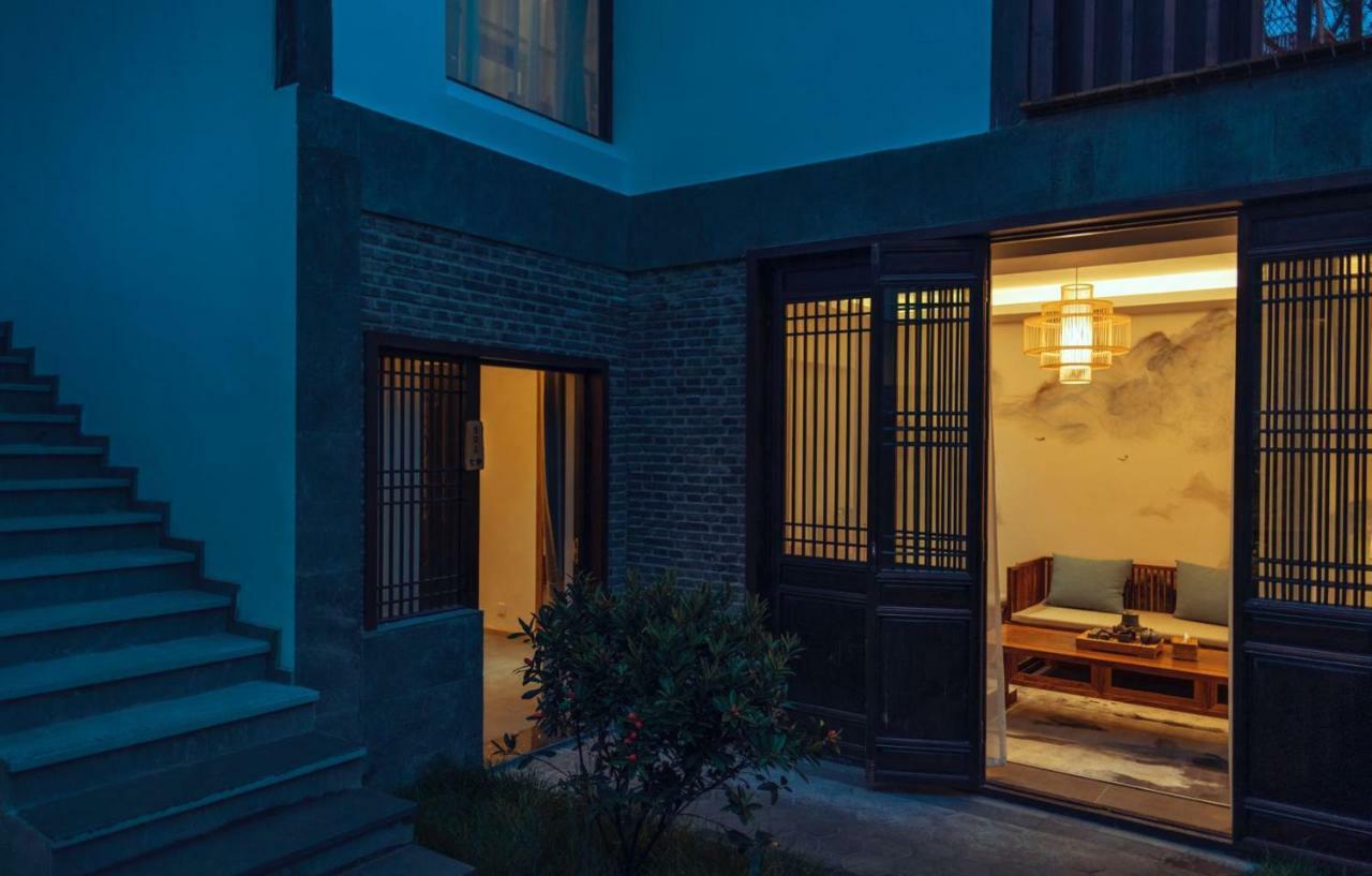 Baisha  Lijiang Qilu Garden Hotel מראה חיצוני תמונה