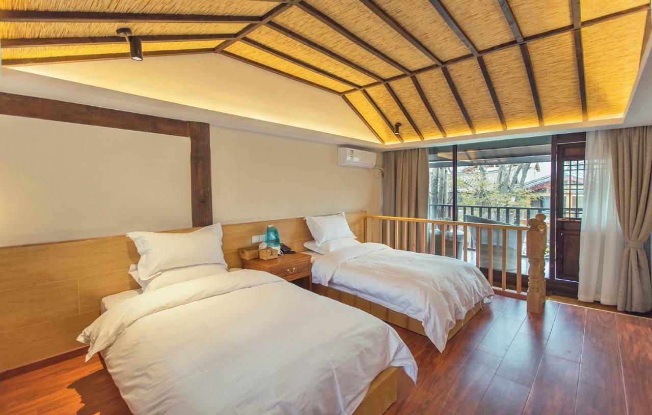 Baisha  Lijiang Qilu Garden Hotel מראה חיצוני תמונה
