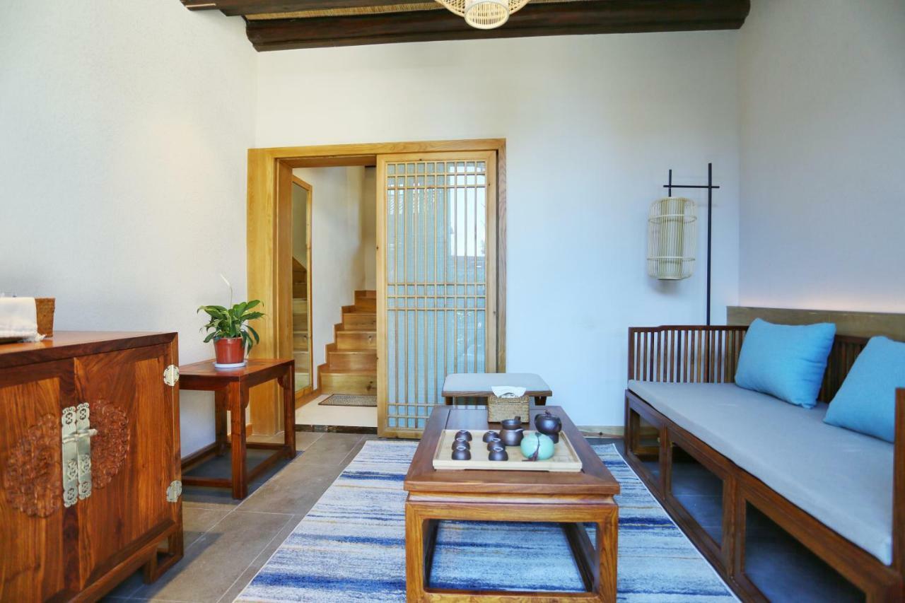 Baisha  Lijiang Qilu Garden Hotel מראה חיצוני תמונה