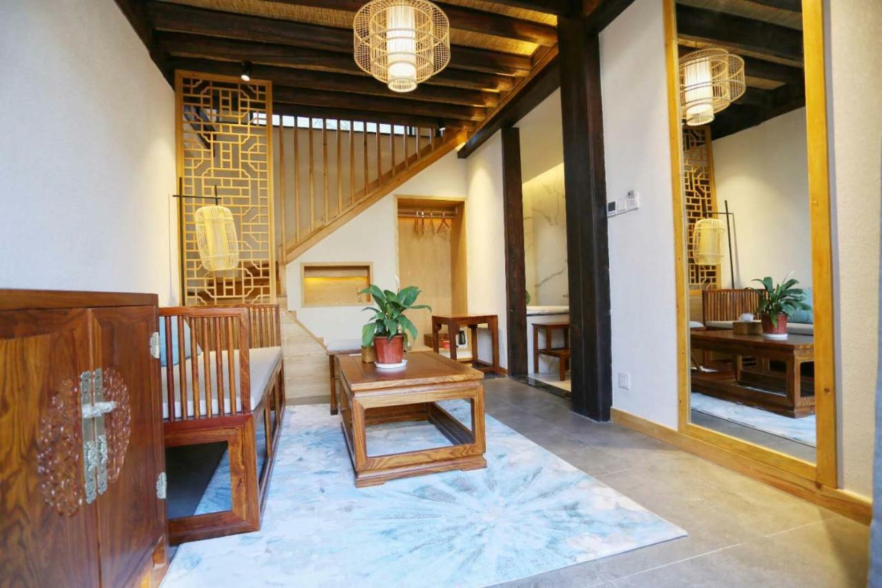 Baisha  Lijiang Qilu Garden Hotel מראה חיצוני תמונה