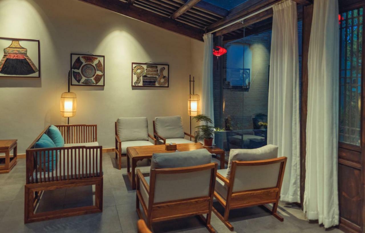 Baisha  Lijiang Qilu Garden Hotel מראה חיצוני תמונה