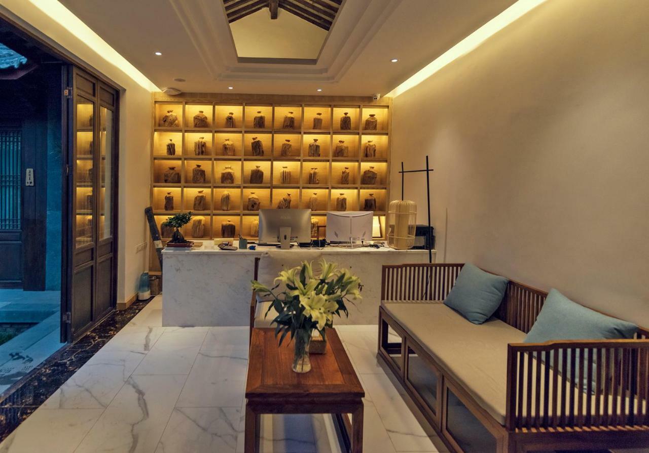 Baisha  Lijiang Qilu Garden Hotel מראה חיצוני תמונה
